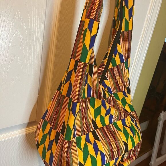 Colorful Kente extra large fabric bucket style shoulder crossbody bag - Picture 5 of 16